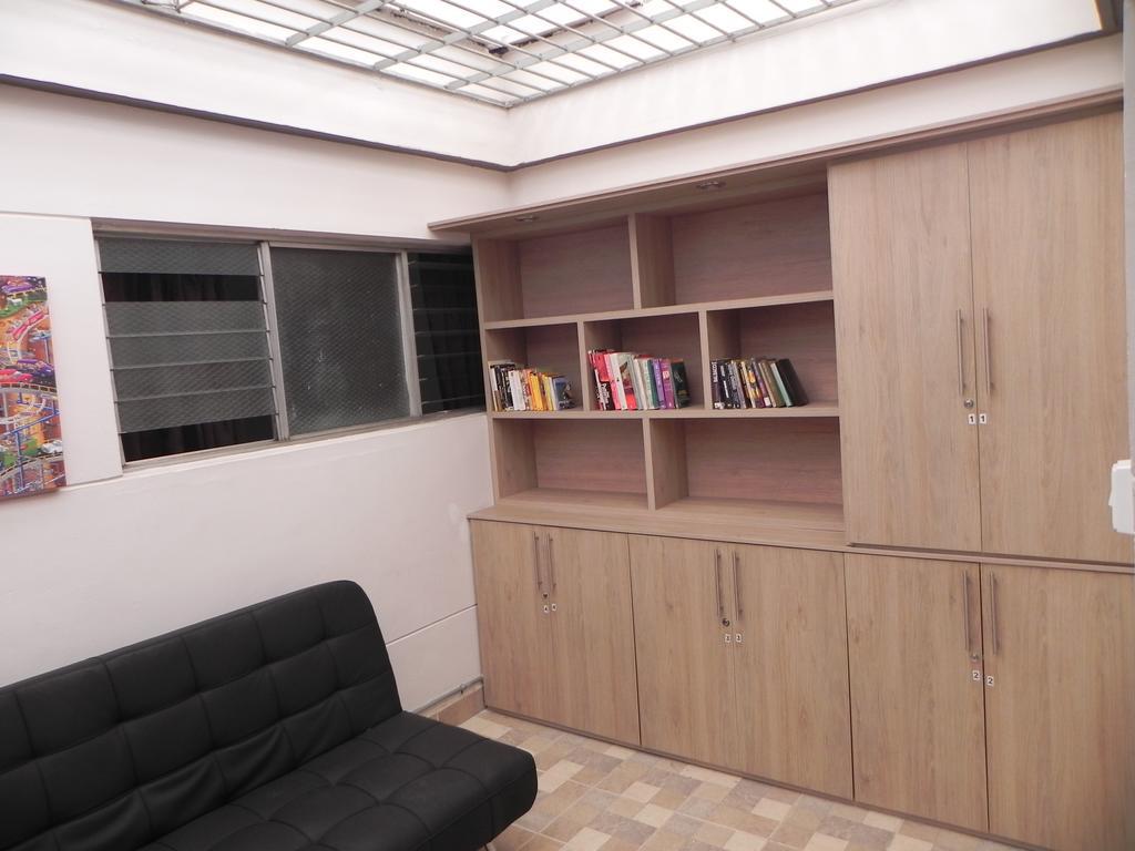 Hostal Tamarindo Inn 메딜린 외부 사진