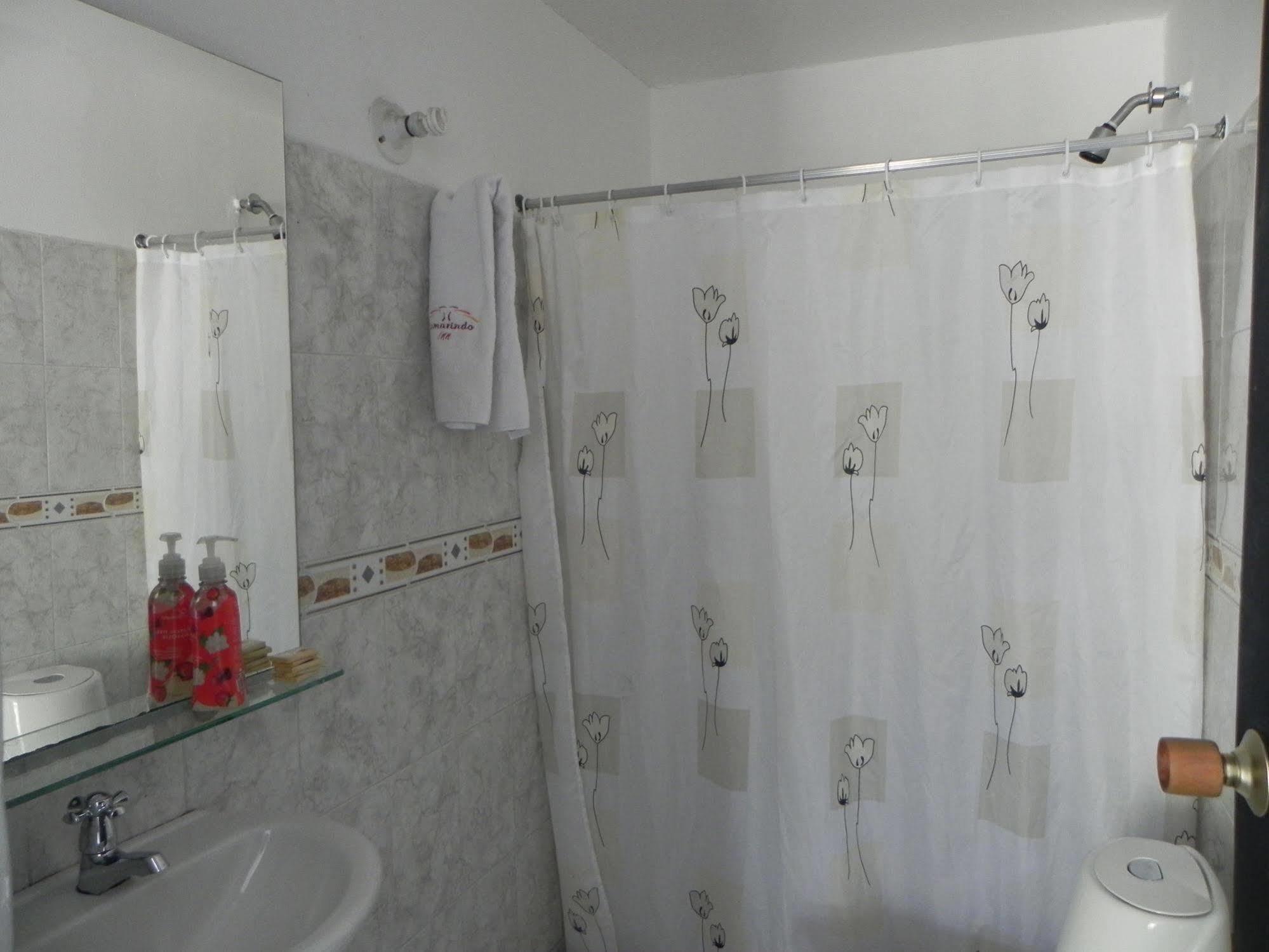Hostal Tamarindo Inn 메딜린 외부 사진